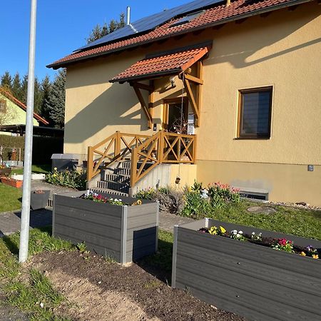 Appartement Dorfidyll Im Gruenen à Mittelherwigsdorf Extérieur photo